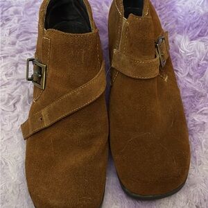 Women’s Brown Suede Buckle Shoes